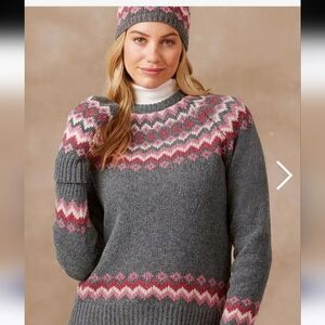 Munrospun Gray Crewneck Fair Isle Sweater with Pink Accents NWT Size Small